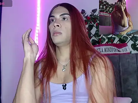 Coral Santana x online show from November 29, 2025, 4:29 pm