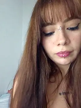 ingridequinti online show from May 2, 2026, 2:28 am