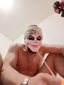 Snapshot of HotRolo chatting on March 23, 2026, 11:04 pm HotRolo online show from March 23, 2026, 11:04 pm
