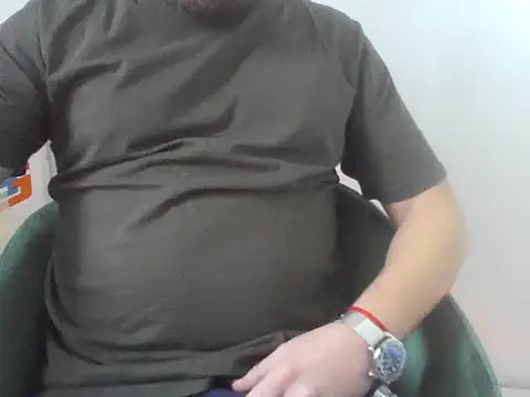 Snapshot of blondi4 chatting on December 19, 2025, 10:17 am blondi4 online show from December 19, 2025, 10:17 am