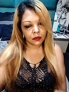 hemilynthomas2467 online show from November 9, 2025, 6:01 pm