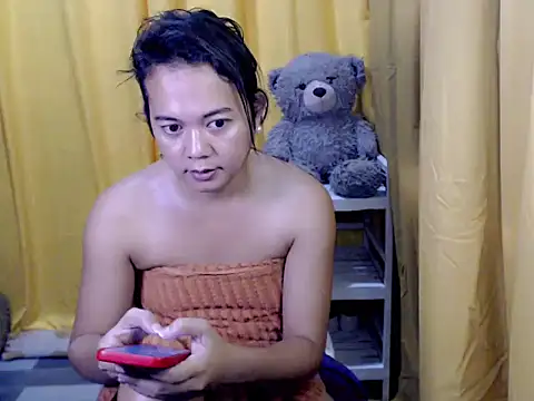 Snapshot of MissfrancesXxx chatting on April 11, 2026, 5:48 am MissfrancesXxx online show from April 11, 2026, 5:48 am