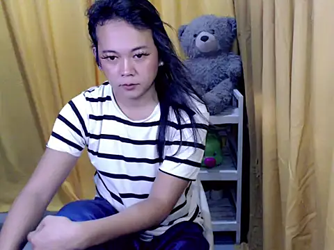 Snapshot of MissfrancesXxx chatting on April 17, 2026, 4:04 am MissfrancesXxx online show from April 17, 2026, 4:04 am