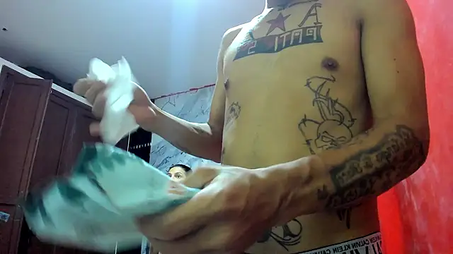 Snapshot of catalina_hard_love chatting on March 14, 2026, 1:33 am catalina hard love online show from March 14, 2026, 1:33 am