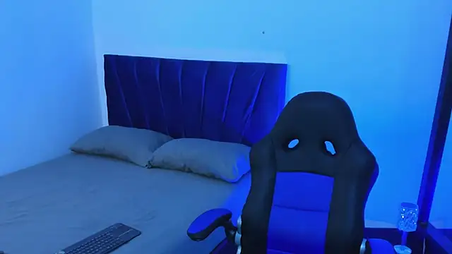 john mystic online show from November 9, 2025, 5:33 am