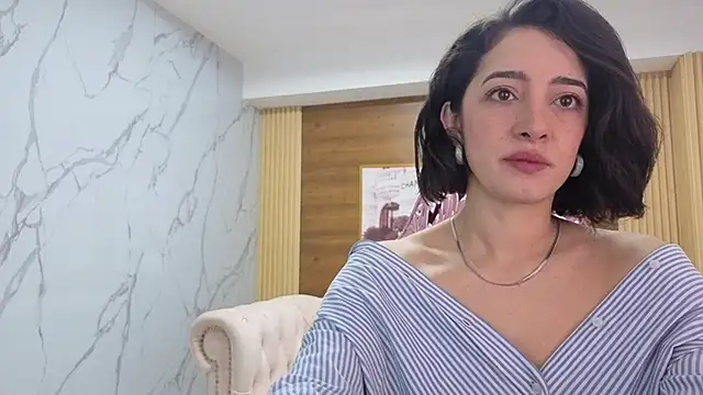sara lopez s online show from April 27, 2026, 1:53 pm