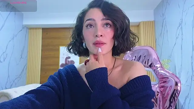 sara lopez s online show from June 25, 2026, 1:38 pm