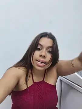 Snapshot of GabyMontenegro chatting on April 29, 2026, 5:41 pm GabyMontenegro online show from April 29, 2026, 5:41 pm