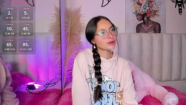 Annie  2 online show from October 27, 2025, 1:34 pm