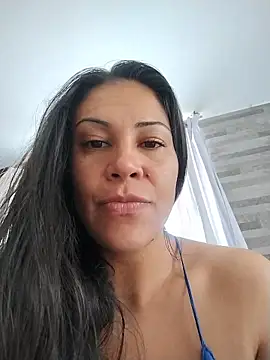 Snapshot of KittyHoleshot87 chatting on March 20, 2026, 2:40 pm KittyHoleshot87 online show from March 20, 2026, 2:40 pm