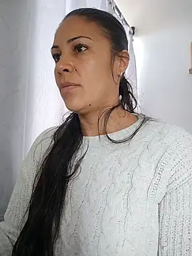 Snapshot of KittyHoleshot87 chatting on March 3, 2026, 1:40 pm KittyHoleshot87 online show from March 3, 2026, 1:40 pm