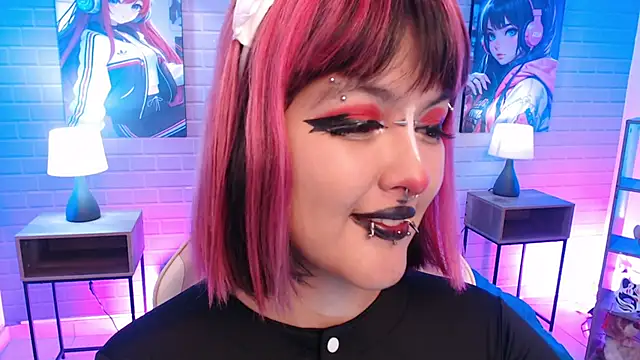 lil candy77 online show from June 6, 2026, 12:10 pm