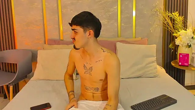 NikoStone  online show from September 26, 2025, 4:30 am