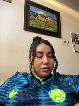 Sophie Dreamss online show from July 7, 2026, 8:12 pm