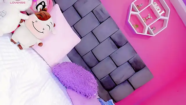 Nauthy girl online show from March 19, 2026, 1:00 pm