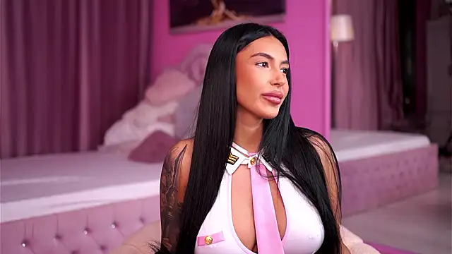 AishaaDevoe online show from March 21, 2026, 8:02 pm