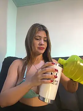 Skarlett 12  online show from October 22, 2025, 11:20 am