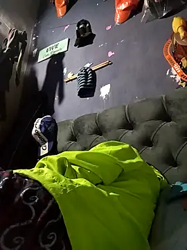 hairy mannn online show from November 26, 2025, 6:30 pm