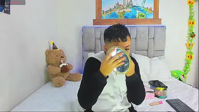 christopher Hot online show from February 21, 2026, 1:07 am