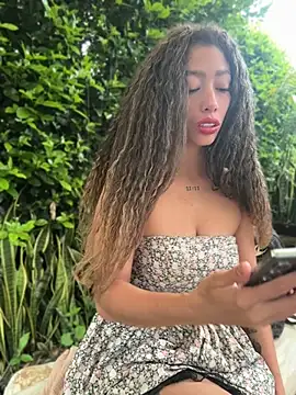Snapshot of roxyrougee chatting on June 2, 2026, 10:59 am roxyrougee online show from June 2, 2026, 10:59 am