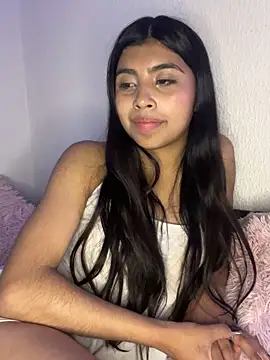 DianeSuns  online show from February 10, 2026, 4:11 am