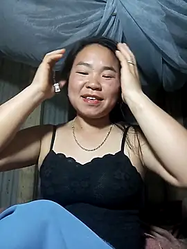 may-squirl online show from November 4, 2025, 2:43 pm