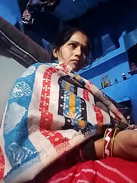 Jooli xx online show from December 19, 2025, 2:04 am