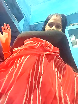 Snapshot of Jooli_xx chatting on February 10, 2026, 12:09 am Jooli xx online show from February 10, 2026, 12:09 am