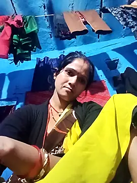 Snapshot of Jooli_xx chatting on March 1, 2026, 2:50 pm Jooli xx online show from March 1, 2026, 2:50 pm