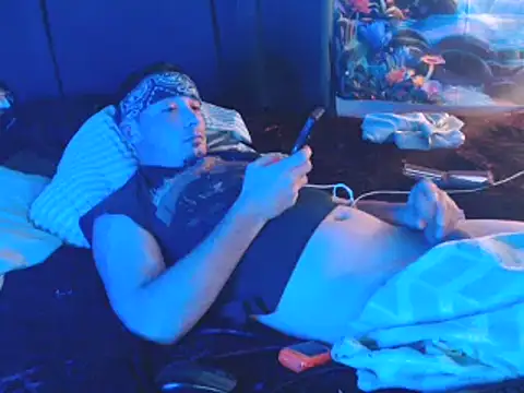 YoBlezz online show from November 16, 2025, 9:03 am