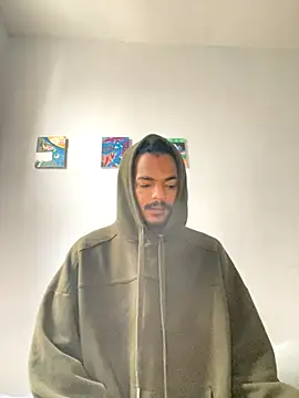 TRILLAHUNG online show from September 23, 2025, 2:24 pm