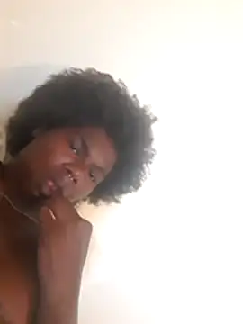 Louise Mattos online show from March 25, 2026, 1:43 pm