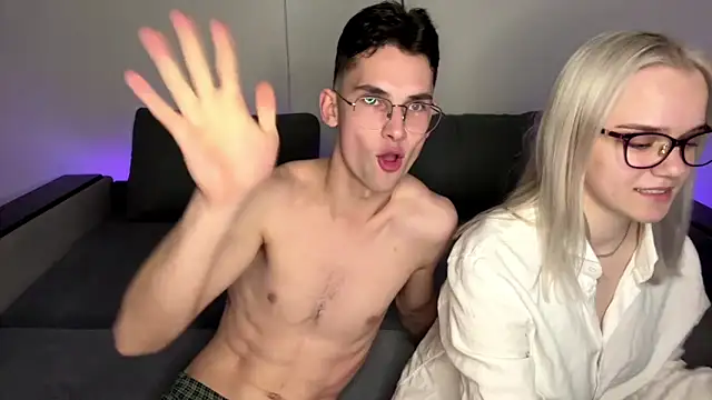 bawdycouplee online show from October 25, 2025, 2:07 pm