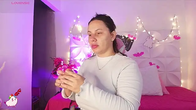 Abril1 gh online show from October 12, 2025, 9:43 am