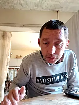 Snapshot of frederic198 chatting on April 29, 2026, 5:30 pm frederic198 online show from April 29, 2026, 5:30 pm