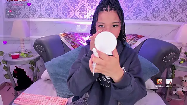 DaniCollinn  online show from March 10, 2026, 1:04 pm