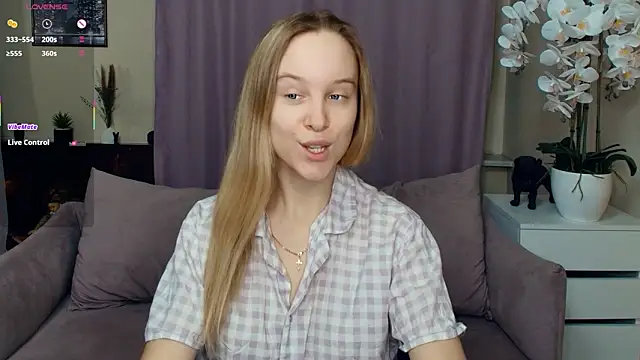 SoonMoor online show from February 16, 2026, 7:12 pm