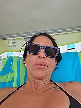 Snapshot of sexy7883 chatting on July 8, 2026, 11:44 am sexy7883 online show from July 8, 2026, 11:44 am