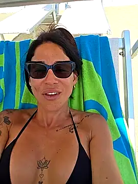 Snapshot of sexy7883 chatting on July 12, 2026, 10:49 am sexy7883 online show from July 12, 2026, 10:49 am
