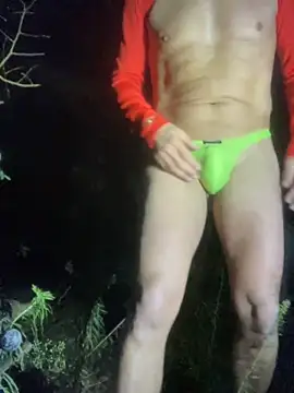 Snapshot of thelutty chatting on November 20, 2025, 5:13 pm thelutty online show from November 20, 2025, 5:13 pm