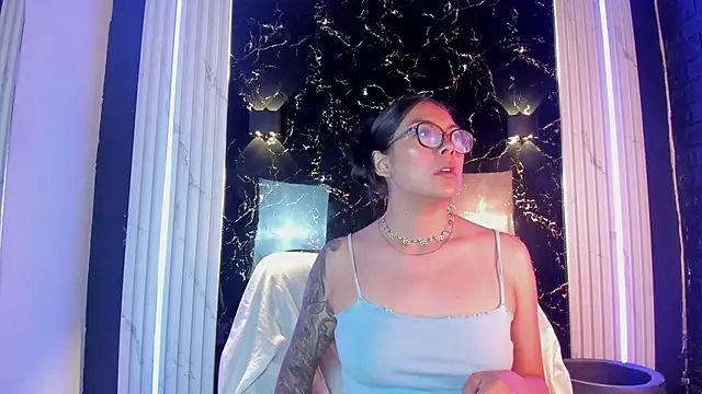 LolaXXXperience online show from September 23, 2025, 11:17 am