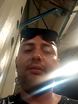 angelitocalientico online show from October 6, 2025, 2:35 am