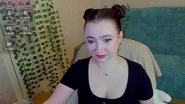 Snapshot of Micky_Wood chatting on June 17, 2026, 9:41 am Micky Wood online show from June 17, 2026, 9:41 am