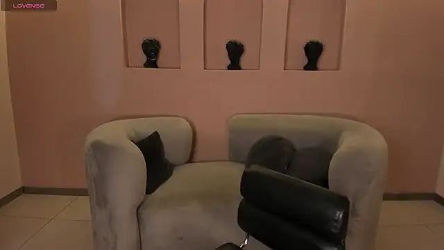 LaurentConnor online show from September 25, 2025, 3:34 am