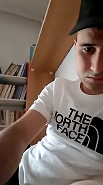 alexfn10 online show from April 27, 2026, 4:49 pm