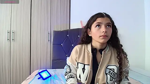 Ruby Whispers online show from September 11, 2025, 12:27 pm