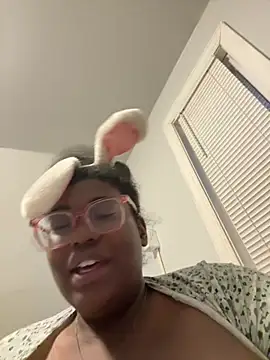 bunbun420247 online show from June 25, 2026, 12:52 am