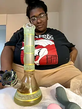 bunbun420247 online show from November 26, 2025, 8:53 pm