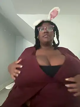 bunbun420247 online show from July 28, 2026, 7:39 pm