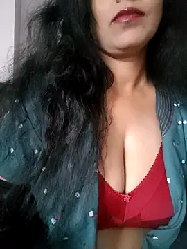 Snapshot of Deepa_Sharma143 chatting on March 20, 2026, 2:01 am Deepa Sharma143 online show from March 20, 2026, 2:01 am